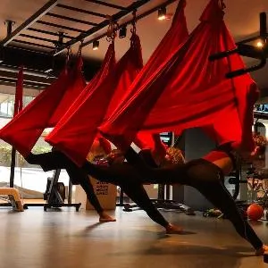 Йога гамак Targex, темно-красный