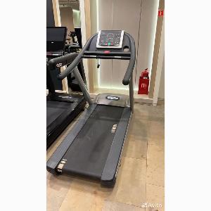 Купить Technogym Jog 700 LED беговая дорожка в Москве