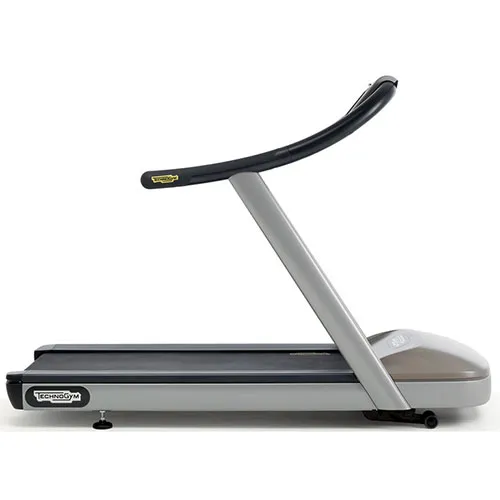 Беговая дорожка Technogym Jog 700 Unity (Black display)
