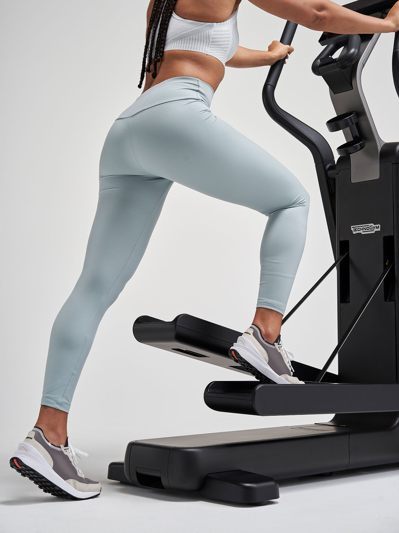 Эллиптический тренажер Technogym Elliptical
