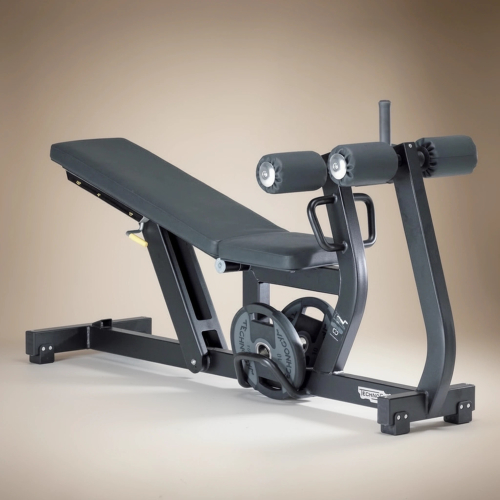 Скамья с отрицательным наклоном на пресс Technogym Pure Strength Adjustable Decline/Ab Crunch