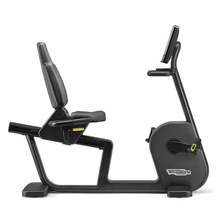Велотренажер Technogym Excite Recline Live 900