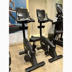 Вертикальный велотренажёр Precor Upright Bike P82