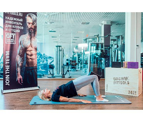 Блок для йоги Original FitTools Black Block