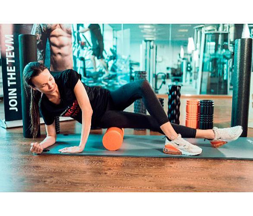 Ролик для пилатес цилиндрический Original FitTools 18