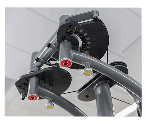 Баттерфляй/задняя дельта True Fitness SPL-1000