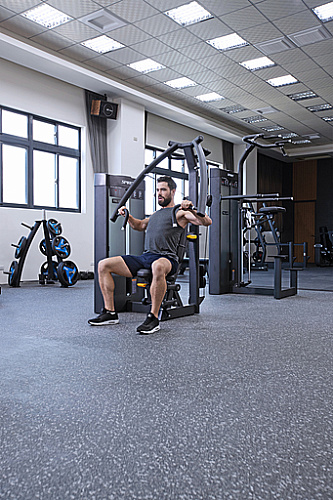 Жим от груди Spirit Fitness SP-4301