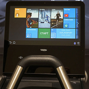 Купить Эллиптический тренажер Technogym Synchro Artis в Москве