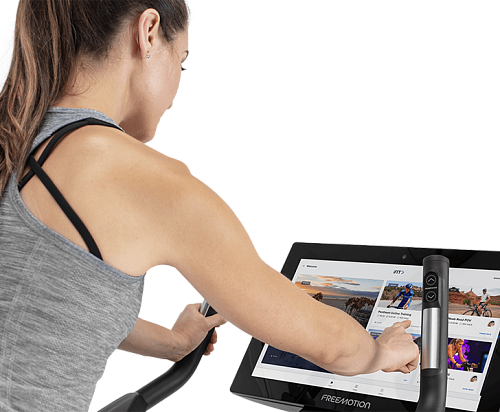 Вертикальный велотренажер Freemotion Fitness u22.9