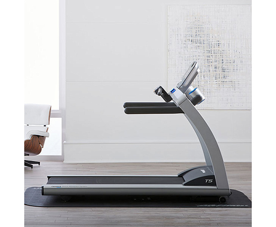 Беговая дорожка Life Fitness T5 Track Connect фото1