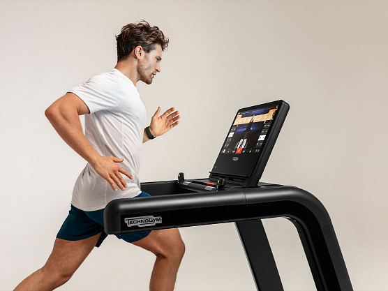 Беговая дорожка Technogym Run Artis Unity 4.0 (витринный образец) фото1