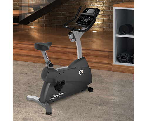 Вертикальный велотренажер Life Fitness C1 Track Connect
