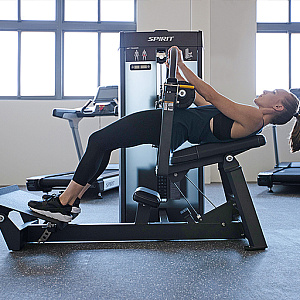 Купить Грузоблочный тренажер Spirit Fitness SP-4315 Ягодичный мостик в Москве
