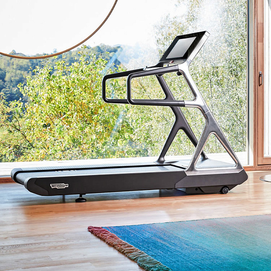 Беговая дорожка Technogym Run Personal фото11