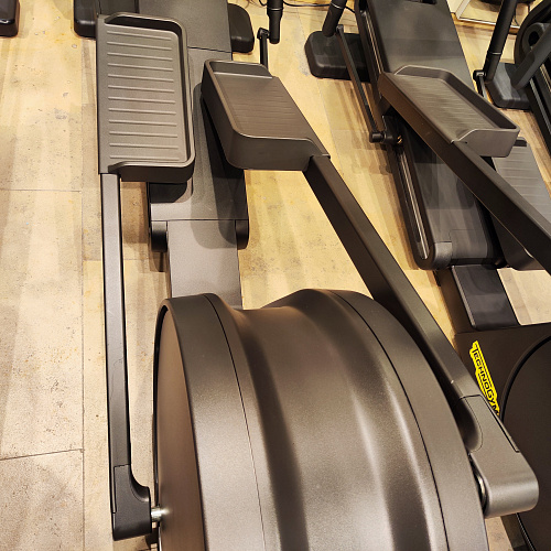 Эллиптический тренажер Technogym Excite Synchro Live 700 (витринный образец)