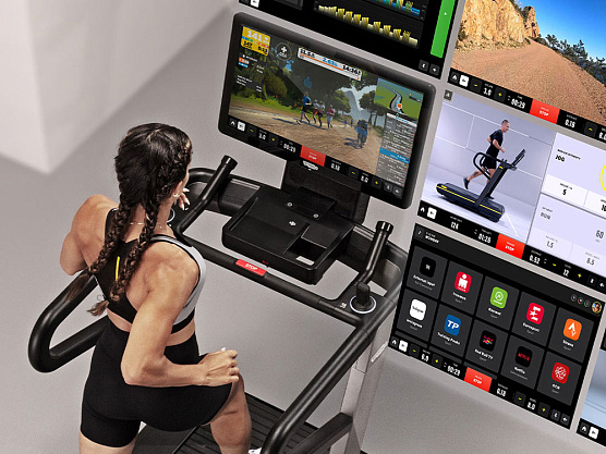 Беговая дорожка Technogym Run HIIT фото6