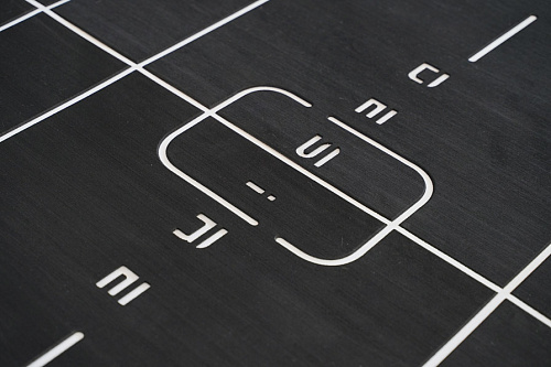 Многофункциональный комплекс в премиальном черном исполнении с элементами отделки частных яхт Desire Regatta Black Edition