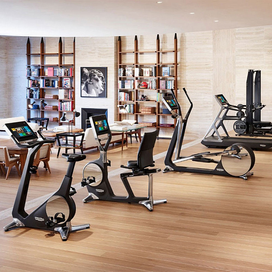 Вертикальный велотренажер Technogym Bike Personal фото11