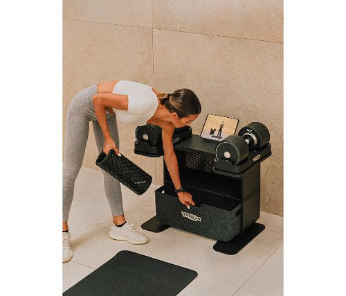 Регулируемые гантели Technogym Connected Dumbbells+ со стойкой