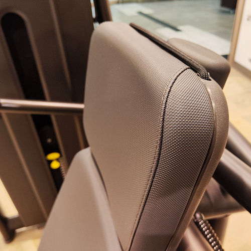 Жим от плеч Technogym Selection 700 Shoulder Press (витринный образец)