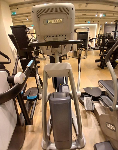 Эллиптический тренажер Precor Crosstrainer EFX883 P80