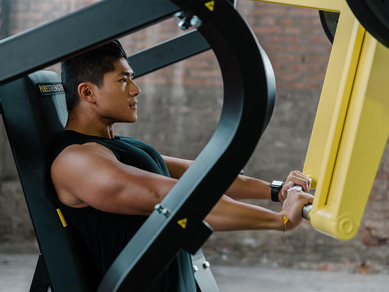 Technogym Pure Strength Chest Press — фото 3