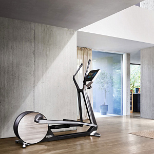 Купить Эллиптический тренажер Technogym Cross Personal в Москве