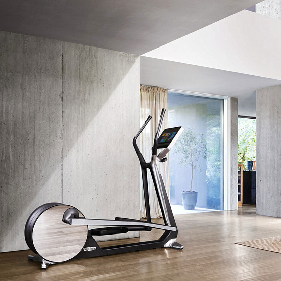 Эллиптический тренажер Technogym Cross Personal фото6