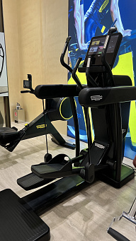 Купить Эллиптический тренажер Technogym Artis Vario Unity 3.0 в Москве