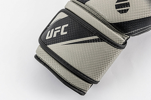Перчатки для бокса UFC PRO Performance Rush черные 12 Oz