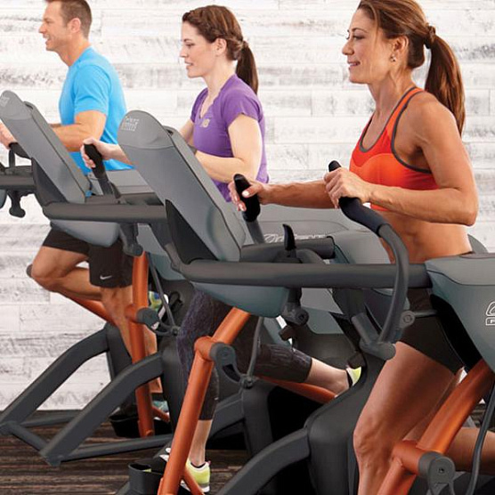 Эллиптический тренажер Octane Zero Runner ZR8000 с консолью Smart фото7