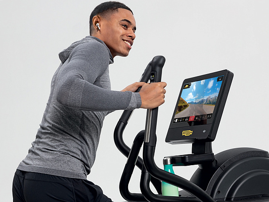 Эллиптический тренажёр Technogym Excite Vario Connect 300 фото8