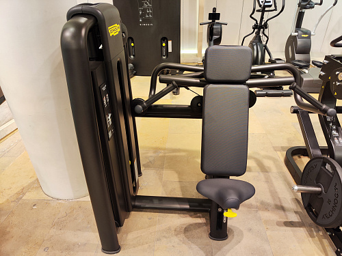 Жим от плеч Technogym Selection 700 Shoulder Press (витринный образец)