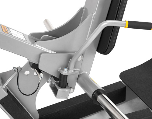 Нагружаемый дисками тренажер Freemotion Fitness Epic EF217