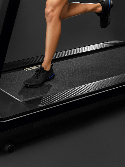 Беговая дорожка Technogym Run Artis Unity 4.0 (витринный образец) фото11