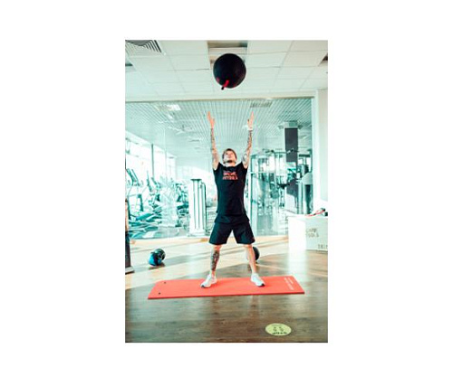 Тренировочный мяч Original FitTools Wall Ball Deluxe 10 кг