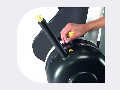 Грузоблочный тренажер cгибание ног Technogym Selection Leg Curl MED