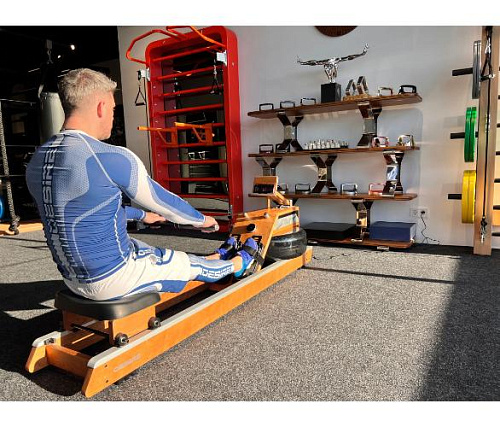 Гребной тренажер Desire Dual Power профессиональный