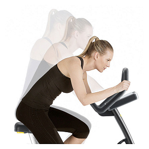 Купить Вертикальный велотренажер Technogym Bike Forma в Москве