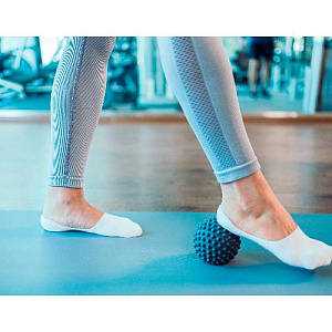 Купить Original FitTools Мяч массажный 9 см серый в Москве