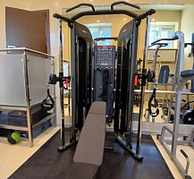 Частный зал в загородном доме