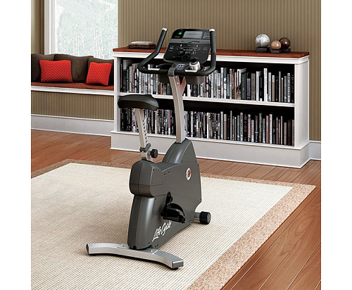 Вертикальный велотренажер Life Fitness C3 Track Connect