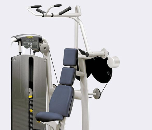 Силовой тренажер Technogym Vertical Traction MED