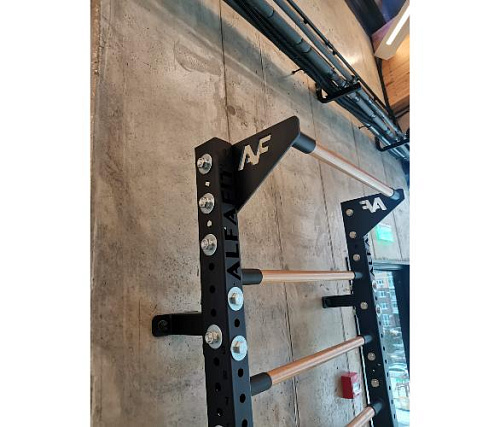 Шведская стенка Targex Тренировочная станция WALLBAR