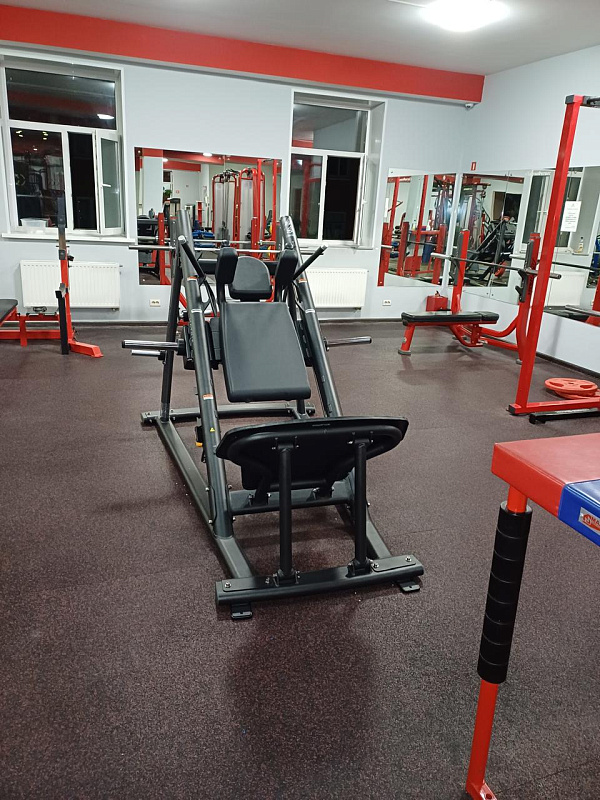 Поставка спортивных тренажеров для фитнес клуба в Ногинске