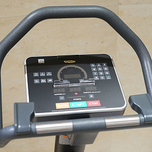 Купить Вертикальный велотренажер Technogym Bike Forma в Москве
