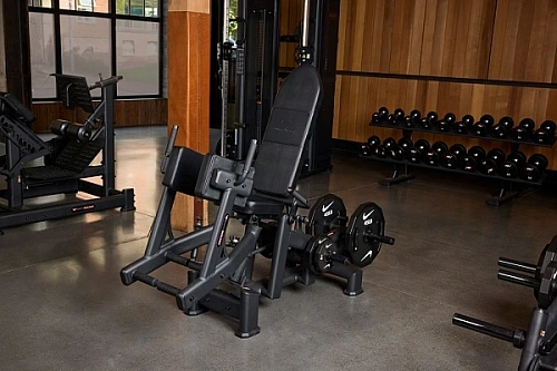 Отведение ног сидя Precor Glutebuilder GPL622