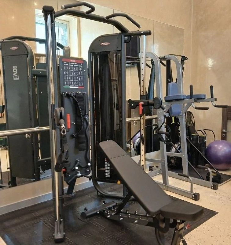 Частный зал в загородном доме