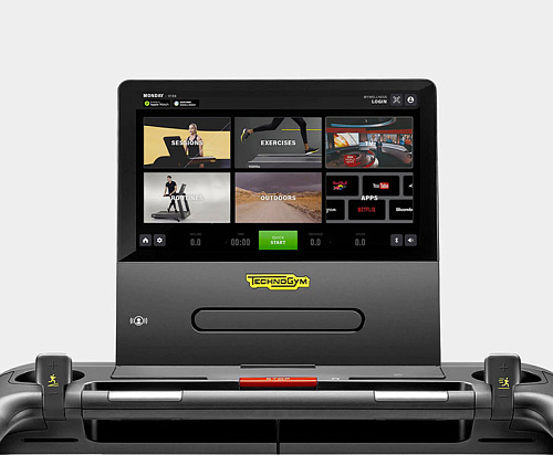 Беговая дорожка Technogym Excite Live Run 7000