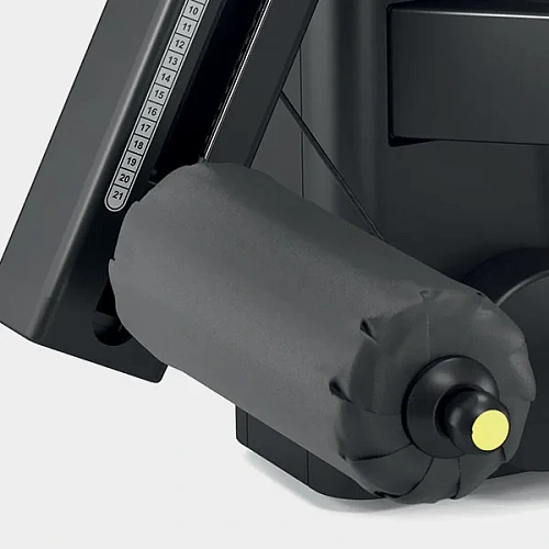 Разгибание ног сидя Technogym Biostrength Leg Extension REV